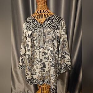 Black and White Patterned Blouse